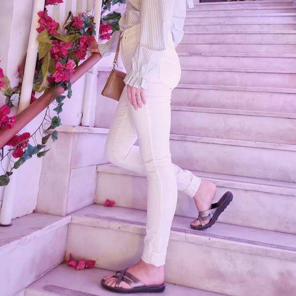 Madewell Denim - Madewell High-Rise Skinny Jeans in Pure White